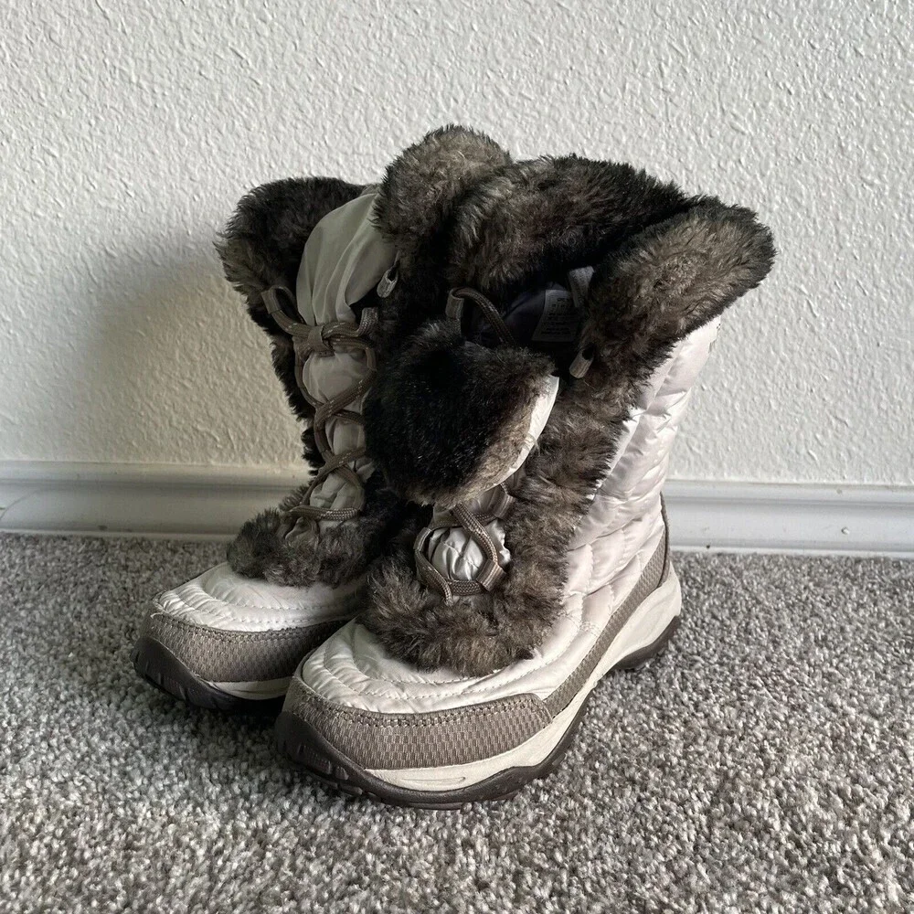Columbia Snow boots kids 2 ivory Quilted down fill faux fur trim